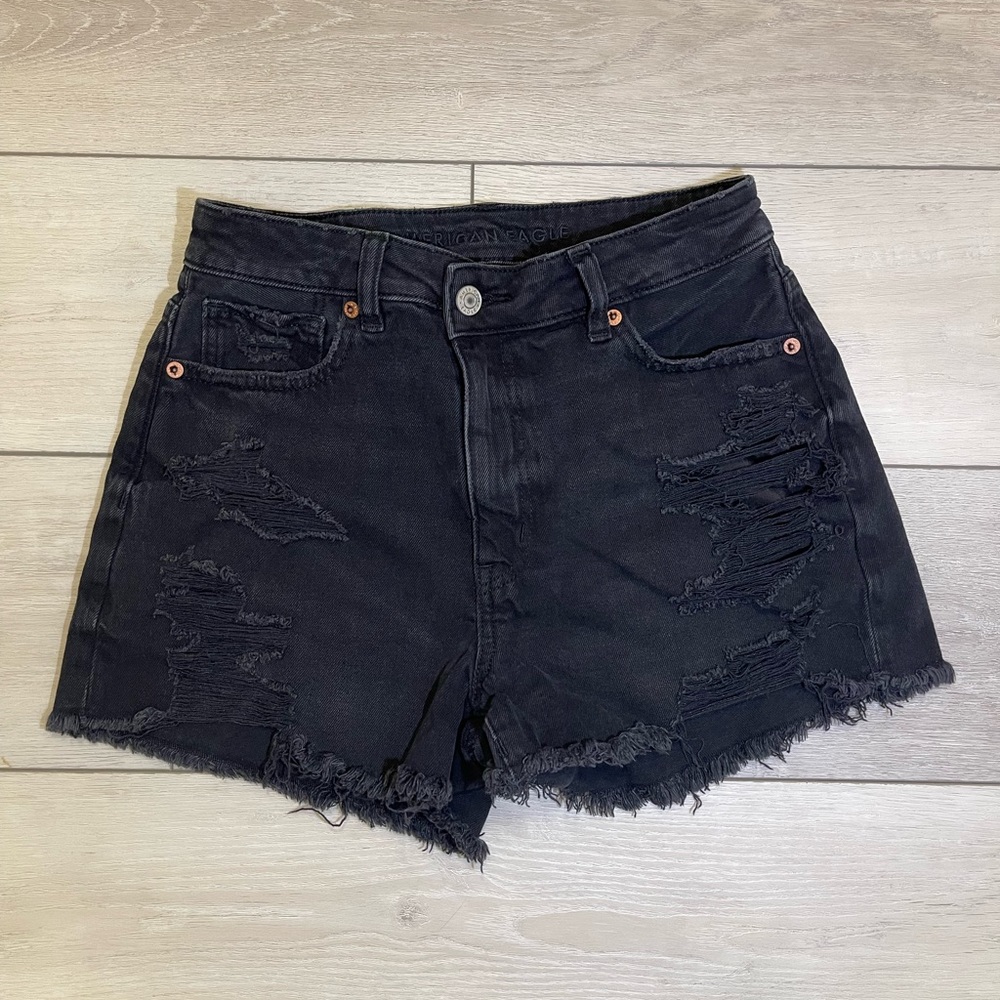 American Eagle Comfort Stretch Ripped Jean Shorts Size 2